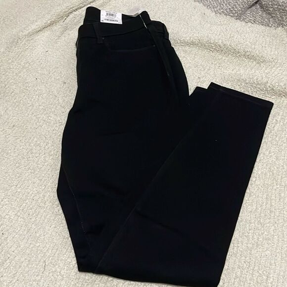 NWT- Style & Co. - curvy 10L - Picture 1 of 7